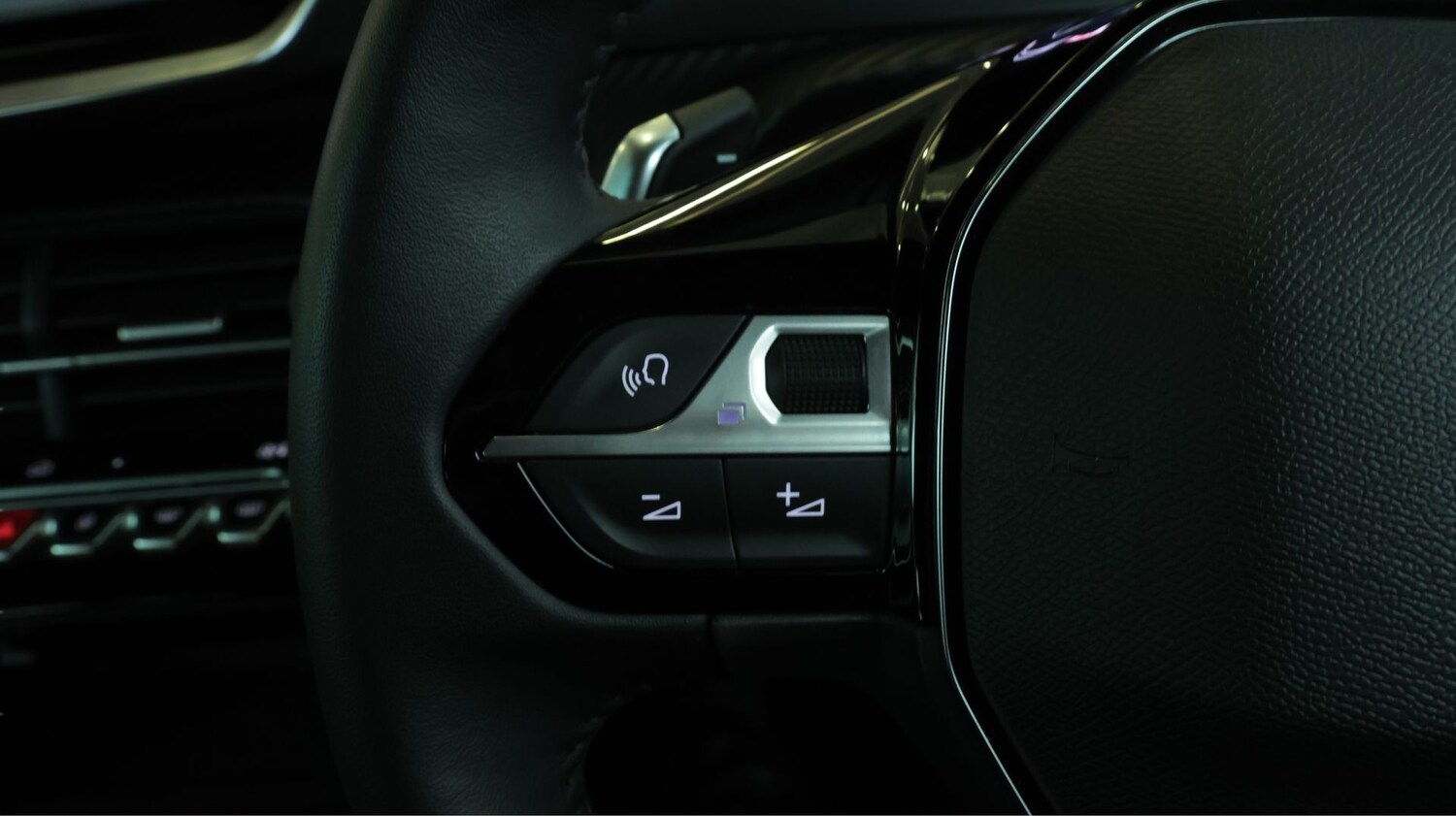 Used Peugeot 2008 for sale - 78007958: Photo 22