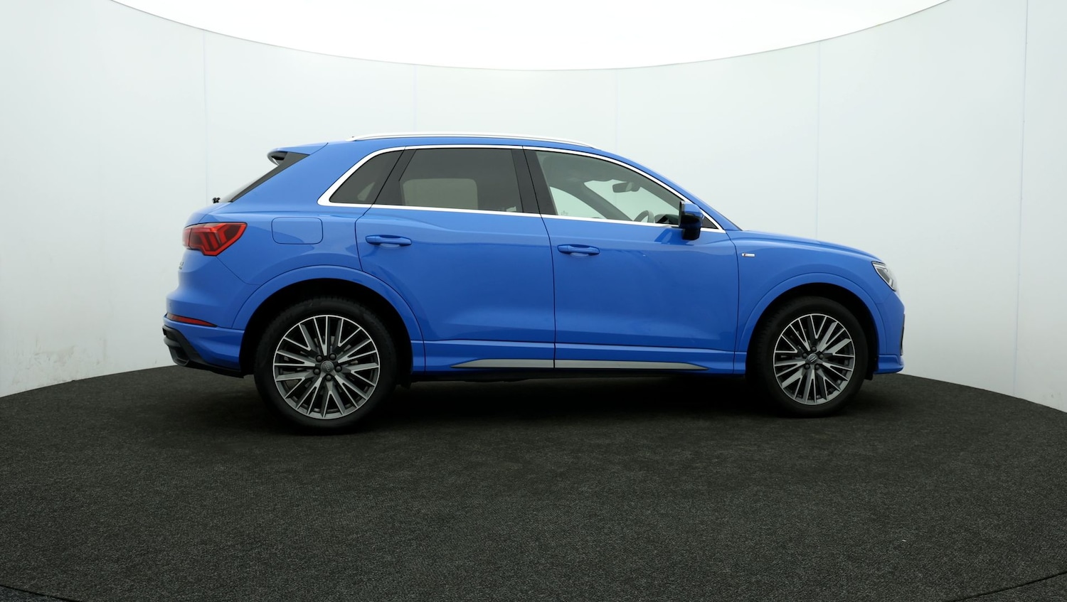 Used Audi Q3 for sale - 76809589: Photo 34