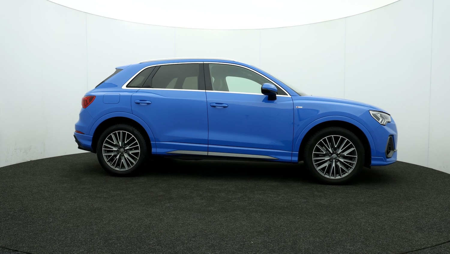 Used Audi Q3 for sale - 76809589: Photo 37