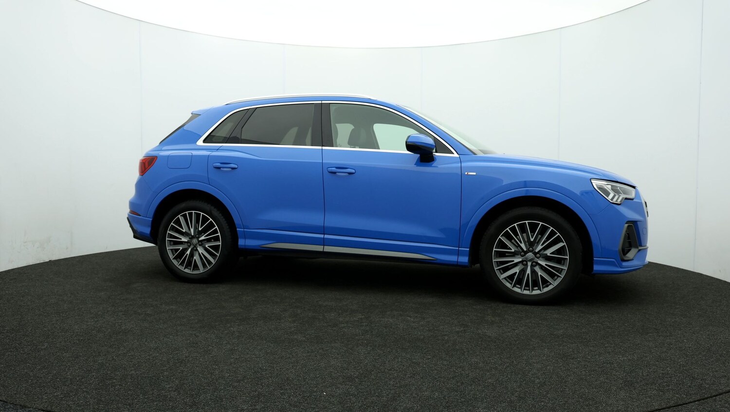 Used Audi Q3 for sale - 76809589: Photo 38