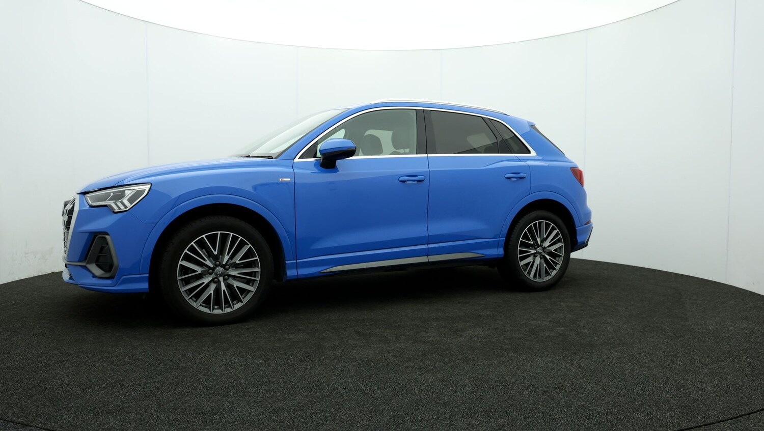 Used Audi Q3 for sale - 76809589: Photo 60