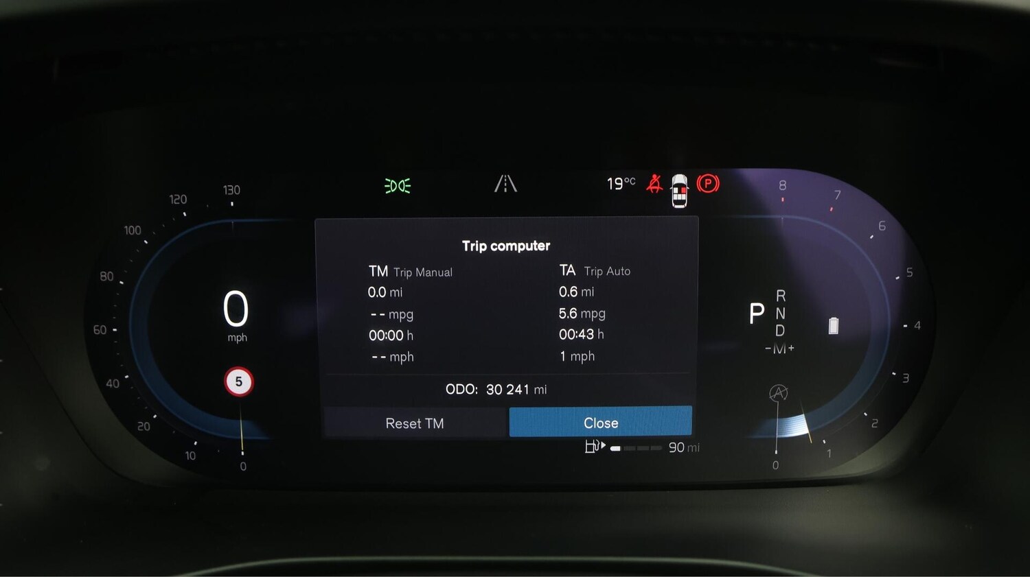 Used Volvo XC40 for sale - 76728907: Photo 11