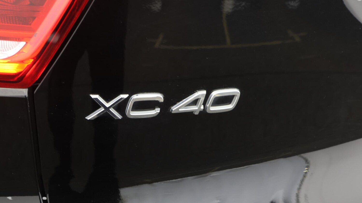 Used Volvo XC40 for sale - 76728907: Photo 21