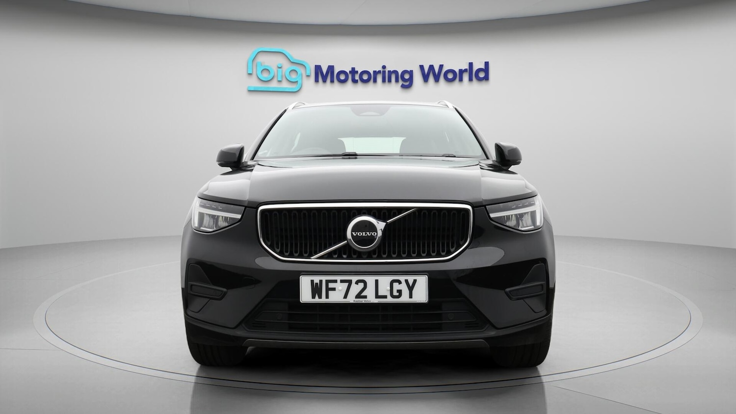 Used Volvo XC40 for sale - 76728907: Photo 3