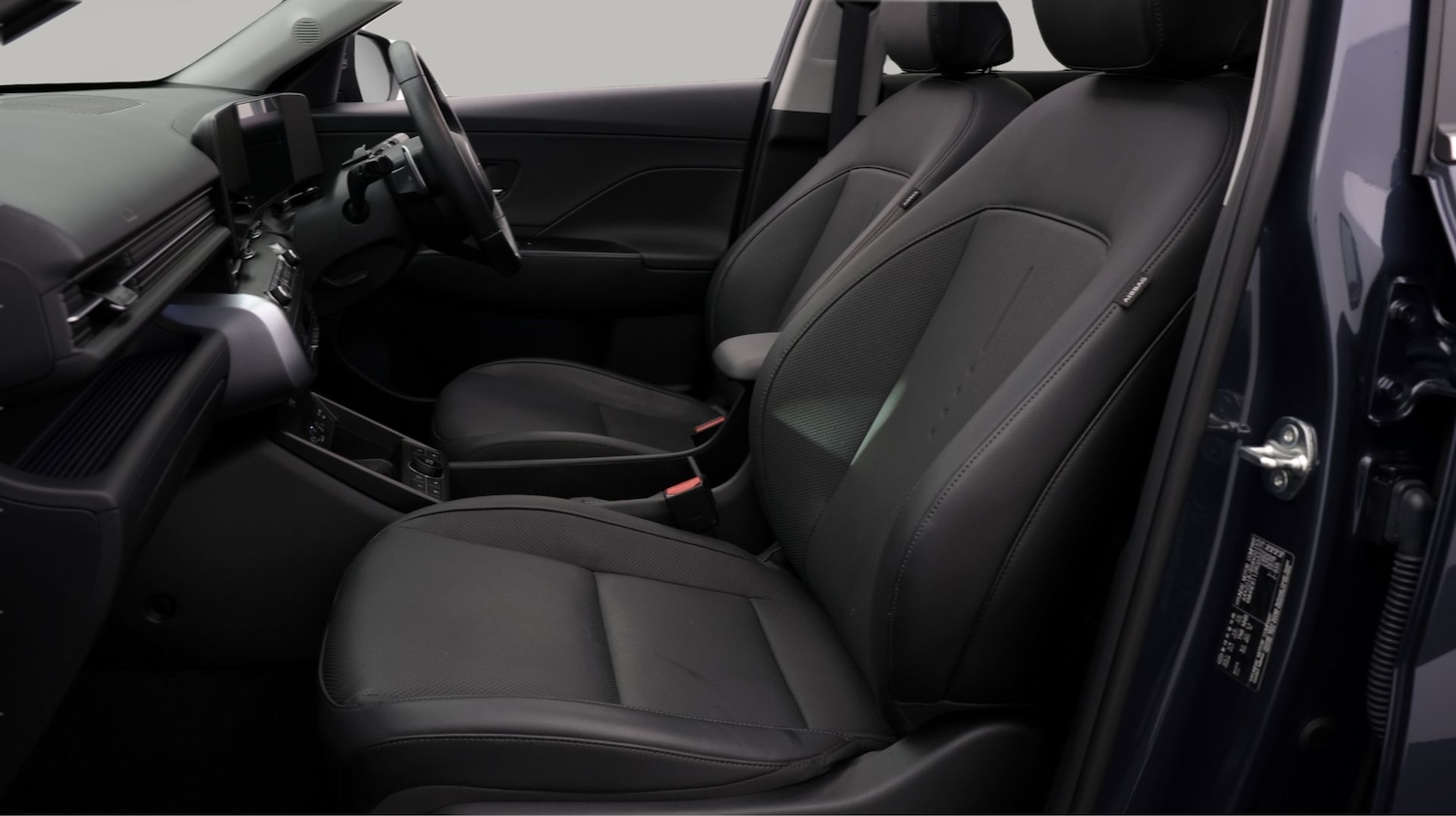 Used Hyundai KONA 2023 for sale - 77918404: Photo 14