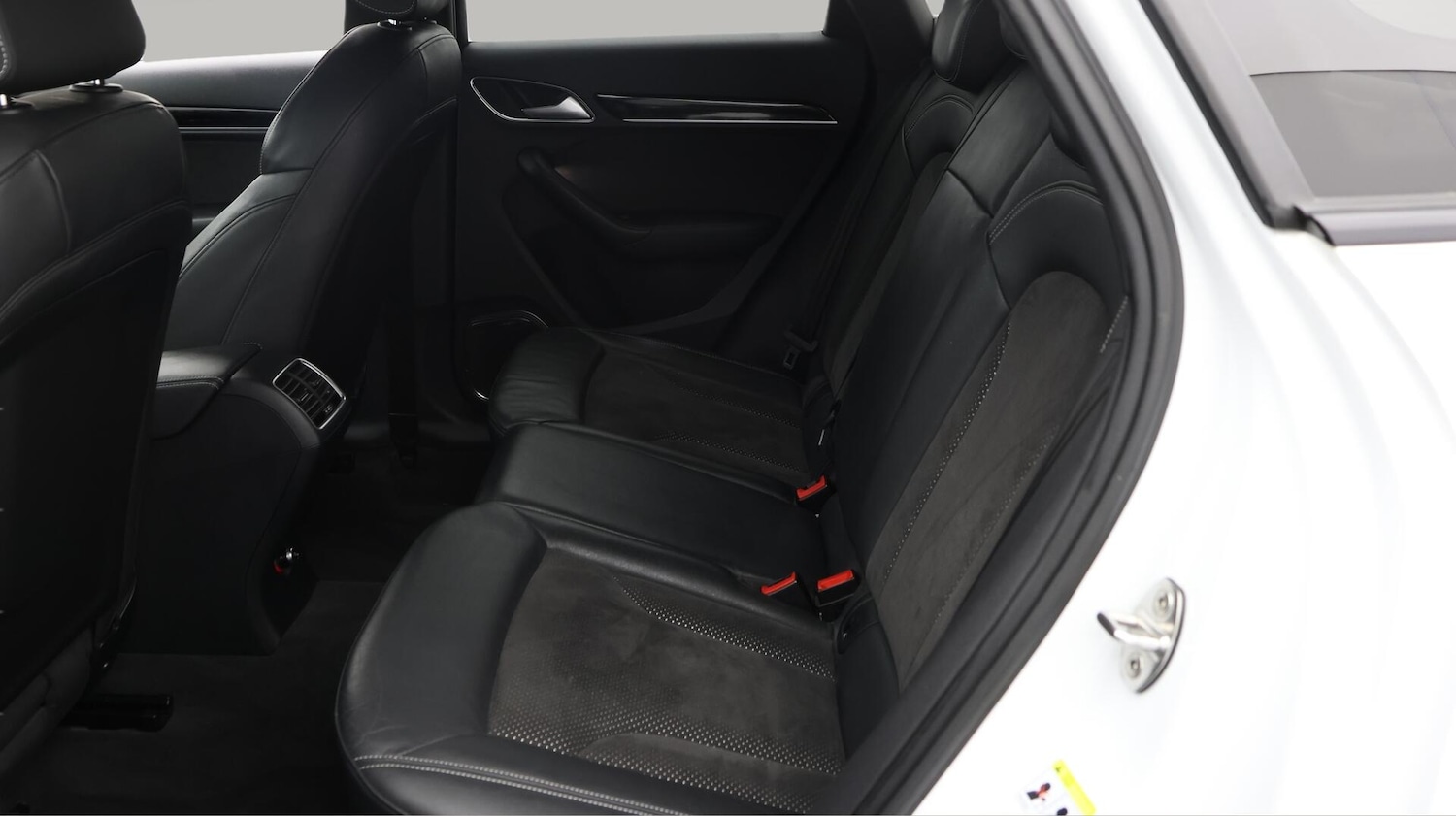 Used Audi Q3 2018 for sale - 76592519: Photo 17