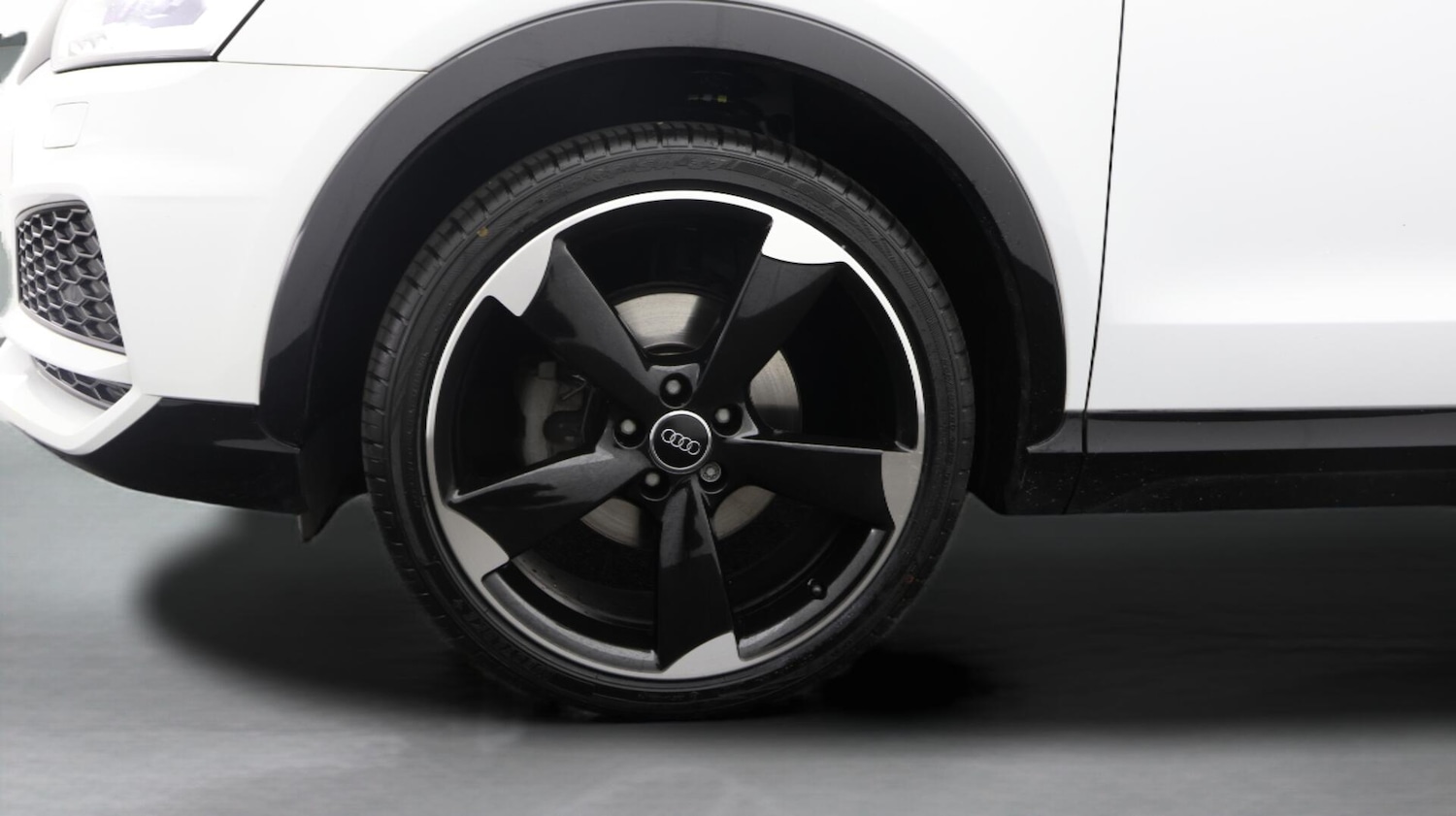 Used Audi Q3 2018 for sale - 76592519: Photo 19