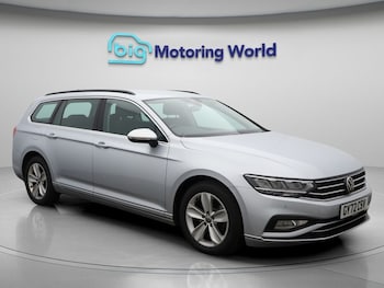 Volkswagen - Passat