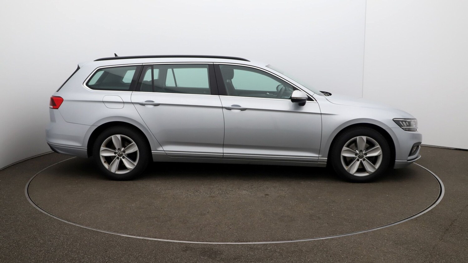 Used Volkswagen Passat for sale - 76810444: Photo 41