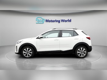 Used Kia Stonic 2023 for sale - 79555362: Photo