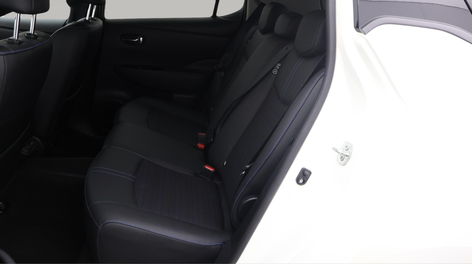 Used Nissan Leaf 2022 for sale - 76108853: Photo 17