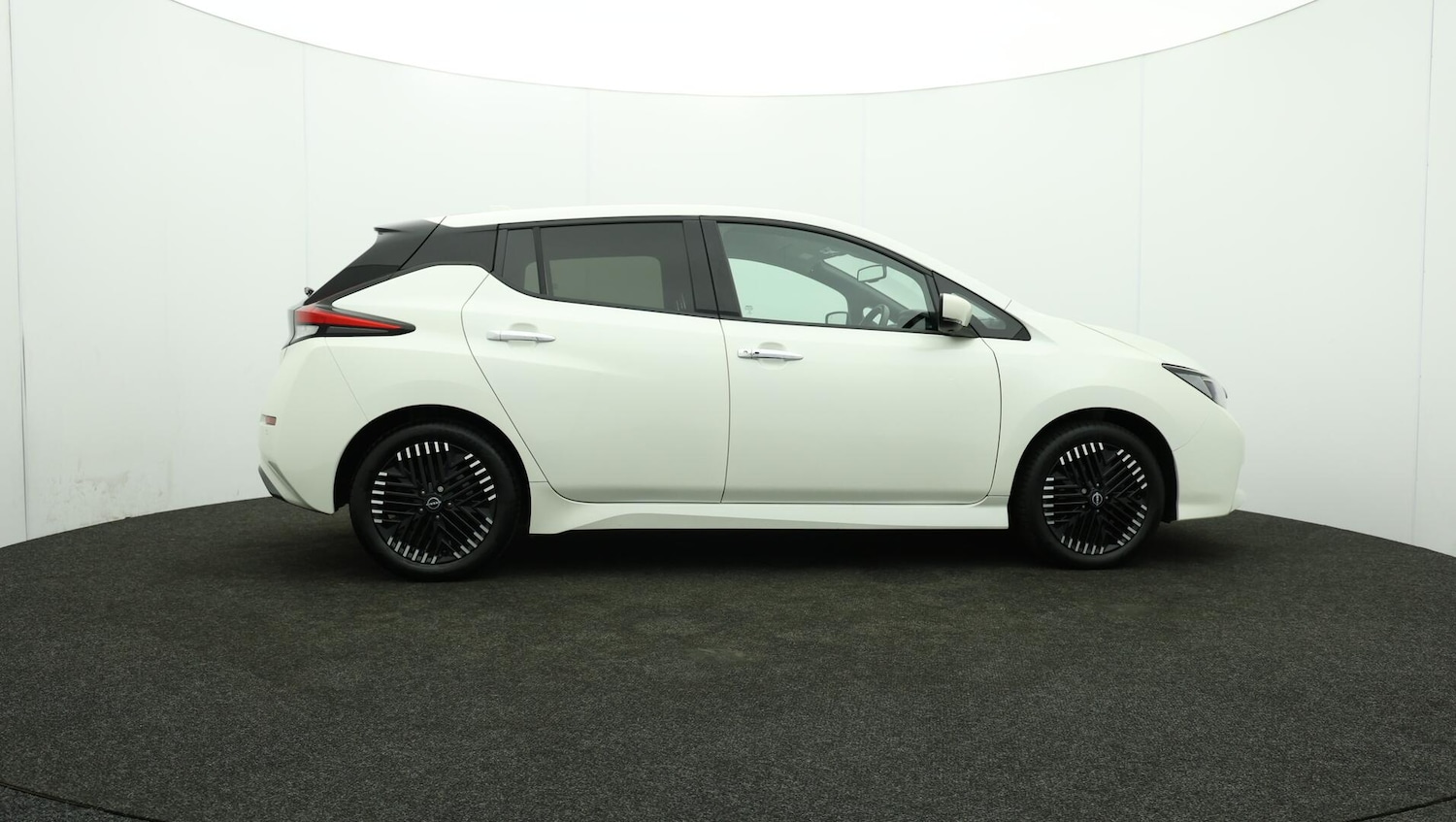 Used Nissan Leaf 2022 for sale - 76108853: Photo 42