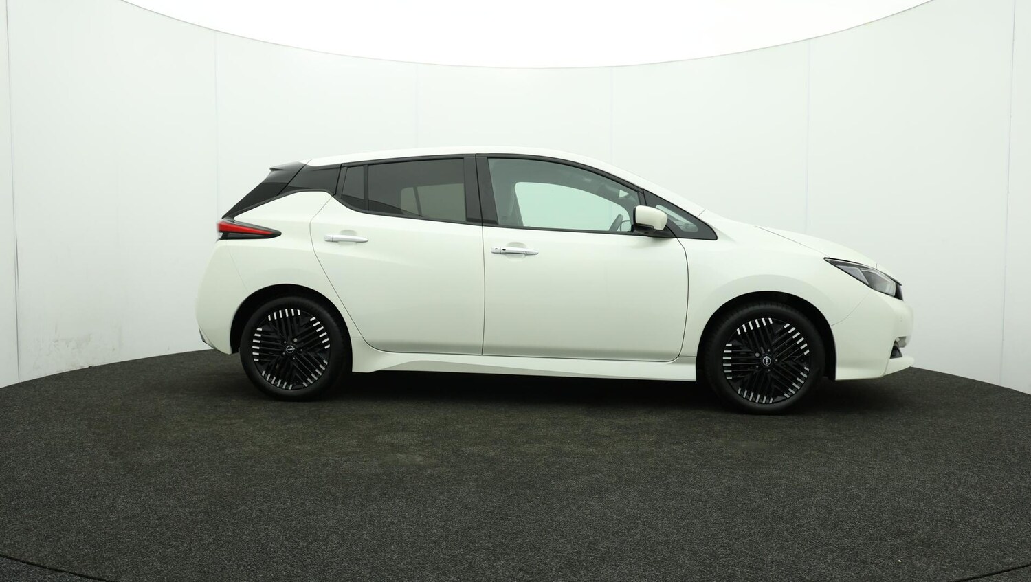 Used Nissan Leaf 2022 for sale - 76108853: Photo 44