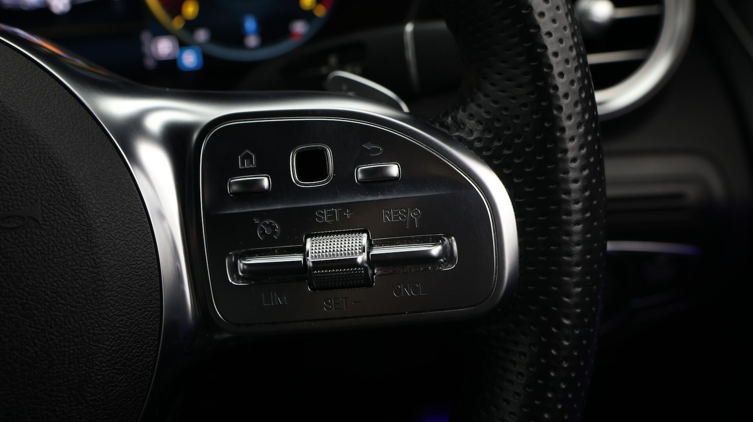 Used Mercedes-Benz GLC 2022 for sale - 76085161: Photo 24