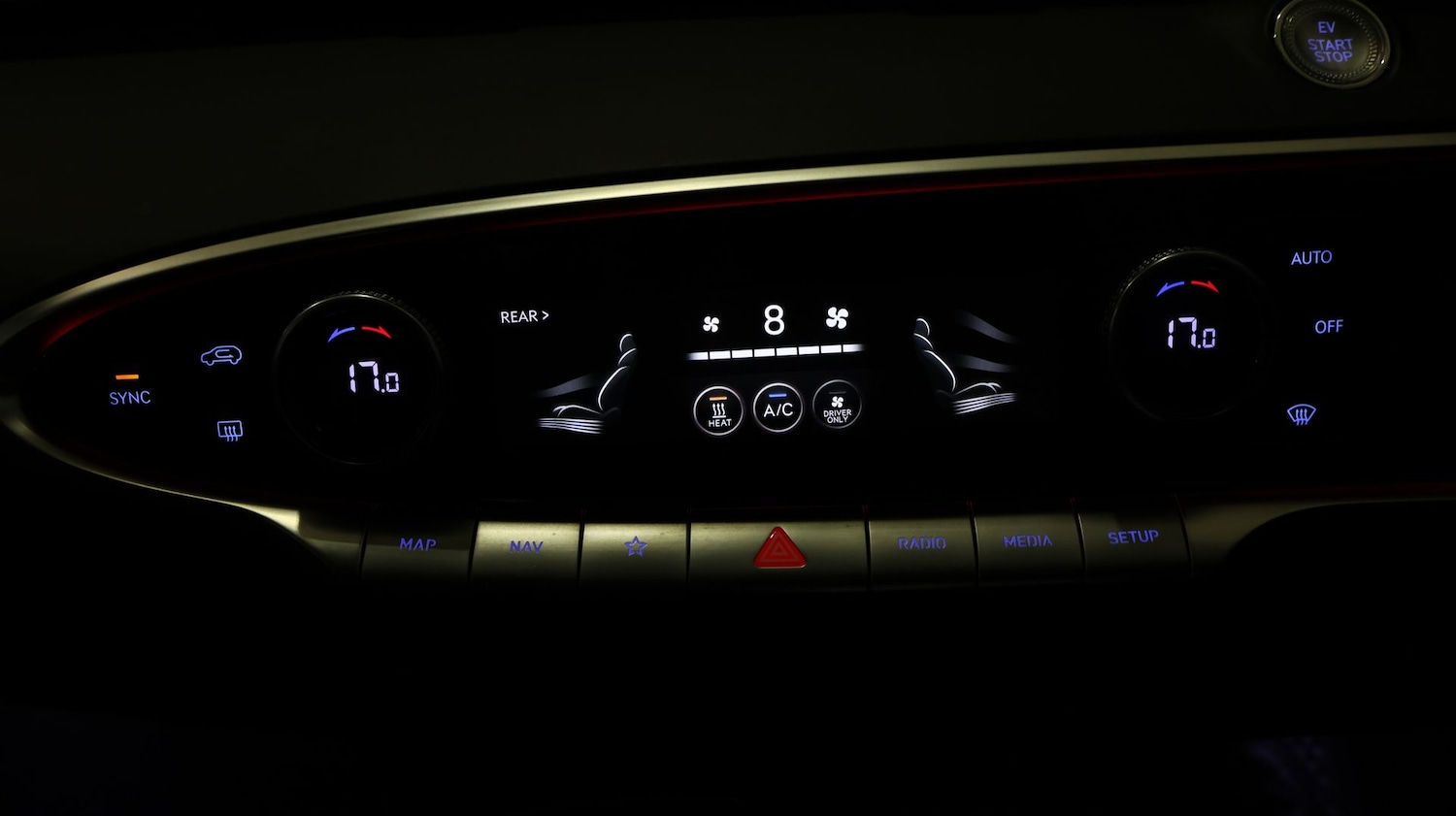 Used Genesis GV70 2023 for sale - 78210112: Photo 12