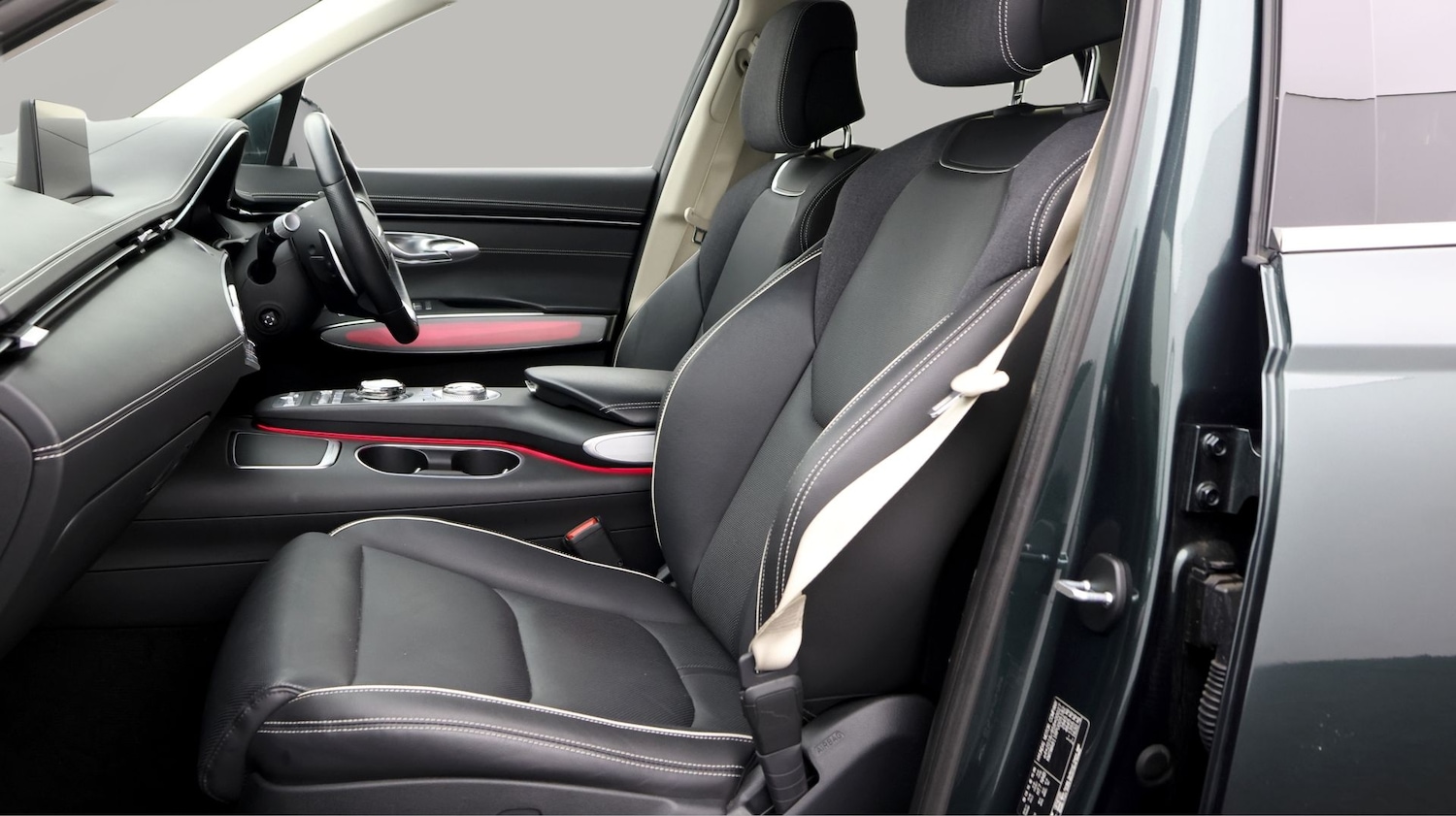 Used Genesis GV70 2023 for sale - 78210112: Photo 14