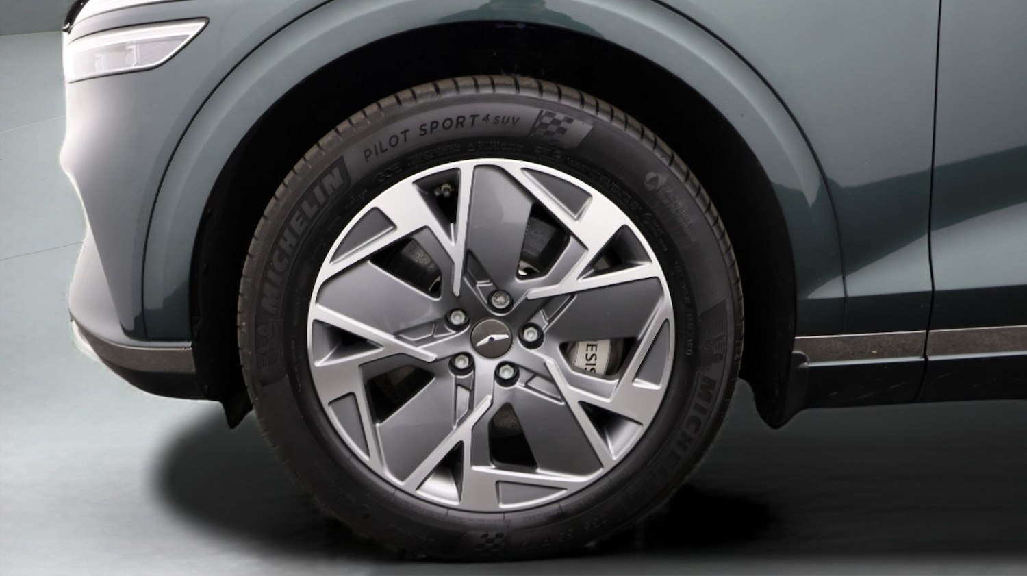 Used Genesis GV70 2023 for sale - 78210112: Photo 18