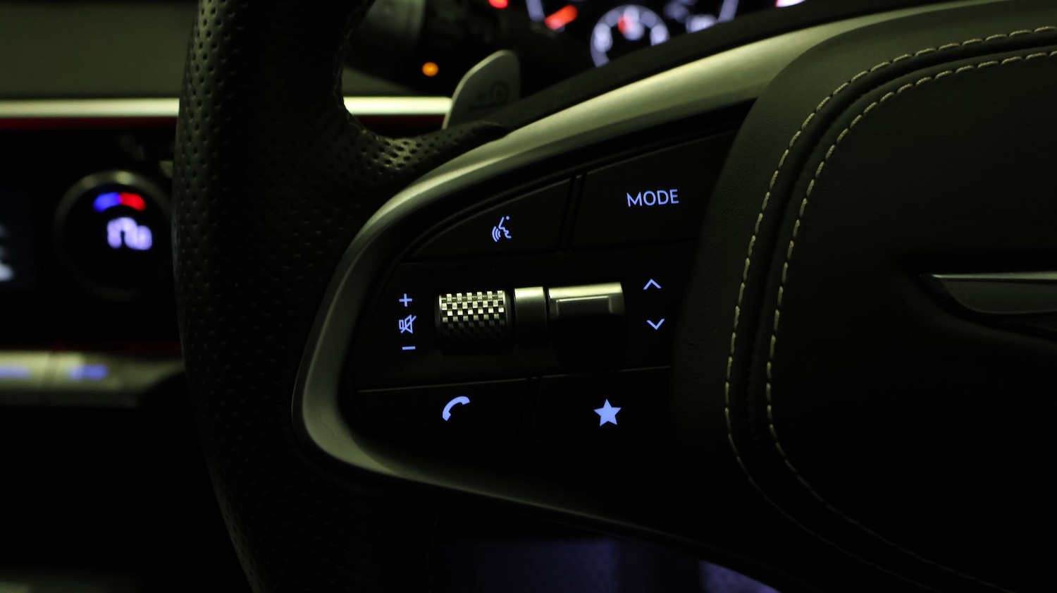 Used Genesis GV70 2023 for sale - 78210112: Photo 22