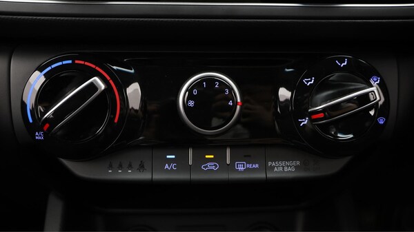 Used Hyundai KONA 2021 for sale - 76043088: Photo 13