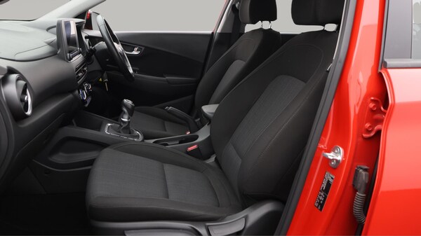 Used Hyundai KONA 2021 for sale - 76043088: Photo 15