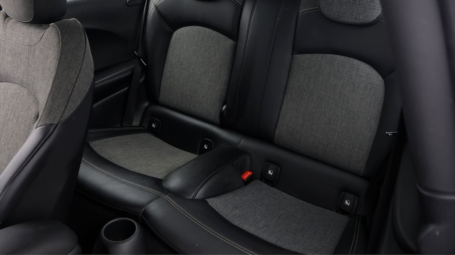 Used MINI Hatch 2022 for sale - 77775356: Photo 16