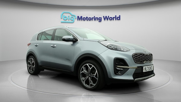 Used Kia Sportage 2021 for sale - 76247630: Photo 2