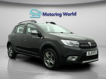 Used Dacia Sandero Stepway 2018 for sale - 76238888: Photo