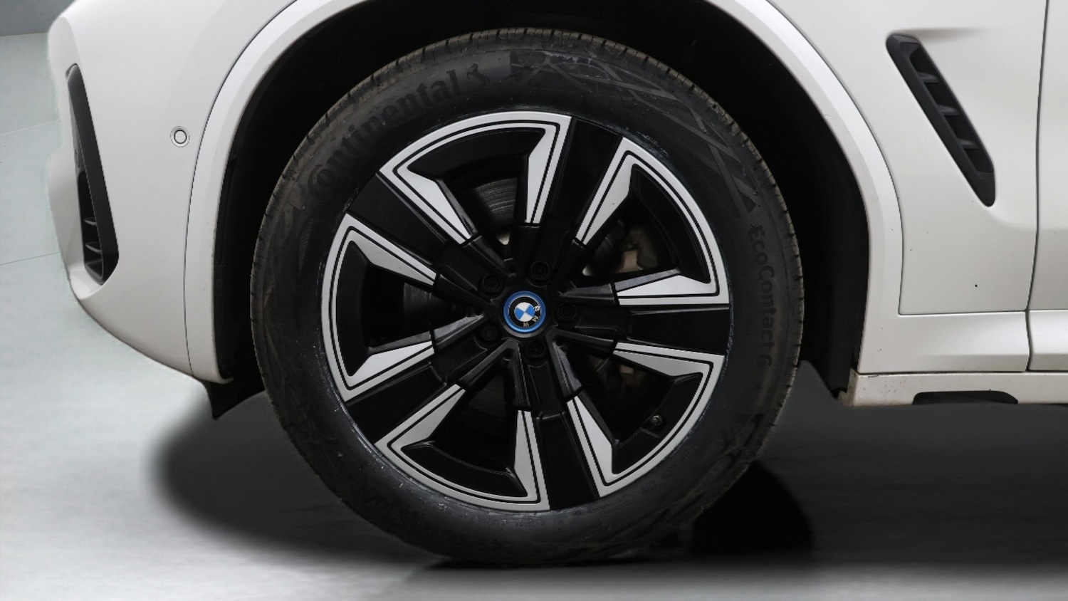 Used BMW iX3 2022 for sale - 77337838: Photo 18