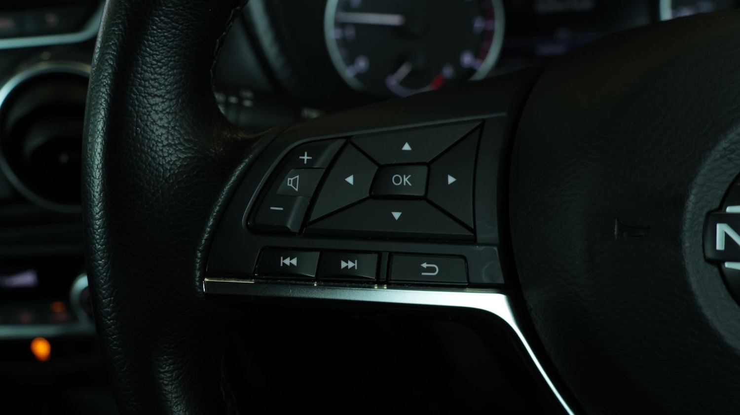 Used Nissan Juke 2023 for sale - 78008423: Photo 23