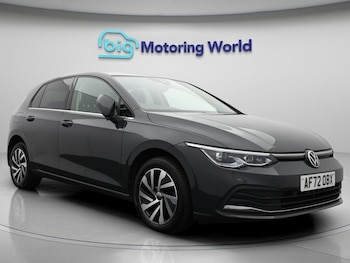 Volkswagen - Golf
