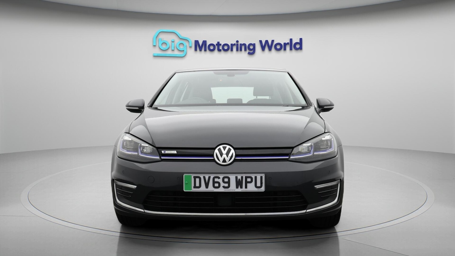 Used Volkswagen Golf 2019 for sale - 76380857: Photo 2