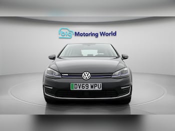 Used Volkswagen Golf 2019 for sale - 76380857: Photo