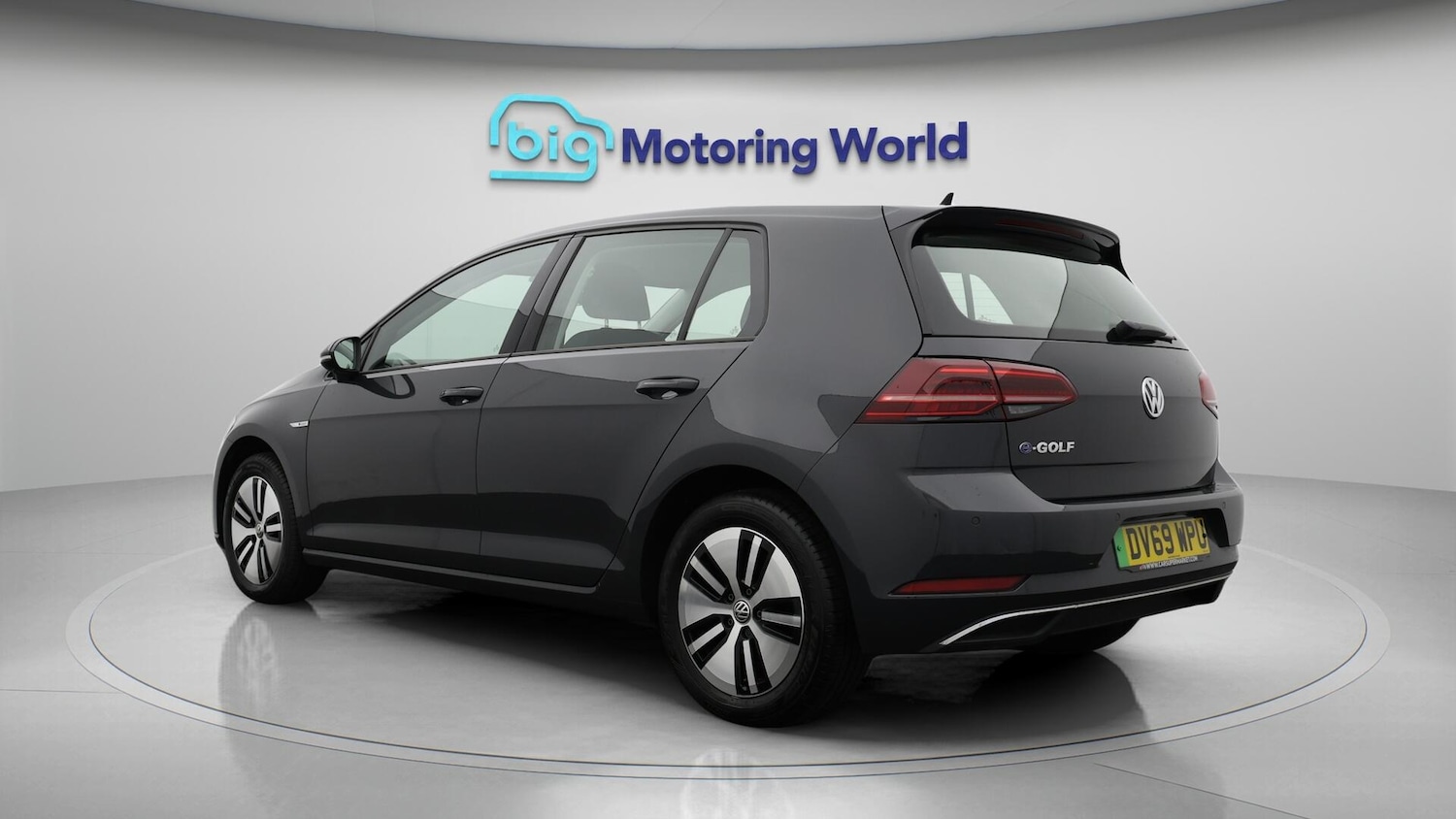 Used Volkswagen Golf 2019 for sale - 76380857: Photo 5