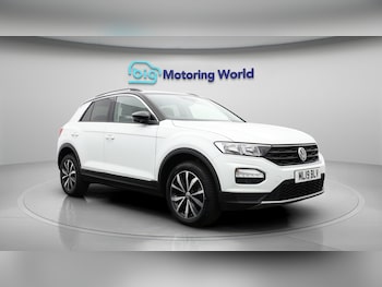 Used Volkswagen T-Roc 2019 for sale - 78836694: Photo