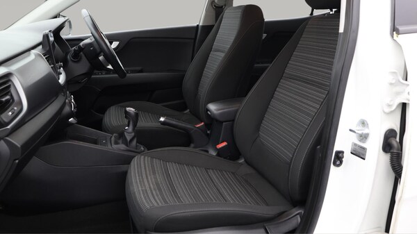 Used Kia Stonic 2021 for sale - 75978694: Photo 15