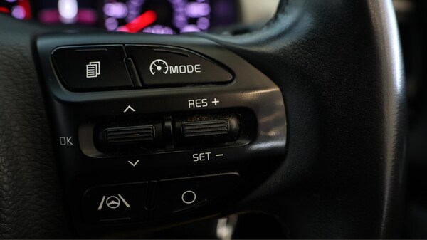Used Kia Stonic 2021 for sale - 75978694: Photo 24