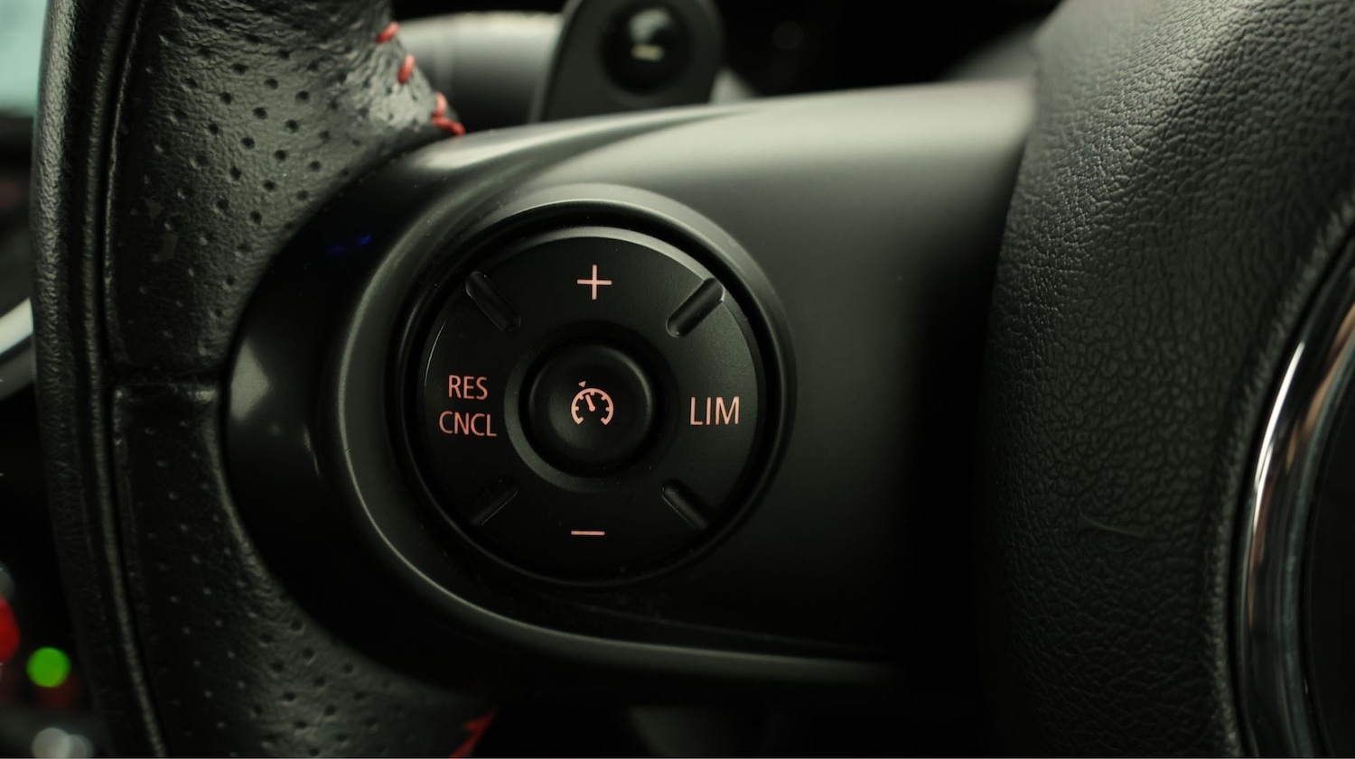 Used MINI Clubman 2018 for sale - 77747608: Photo 21