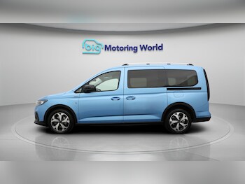 Used Ford Tourneo Connect 2023 for sale - 78345516: Photo