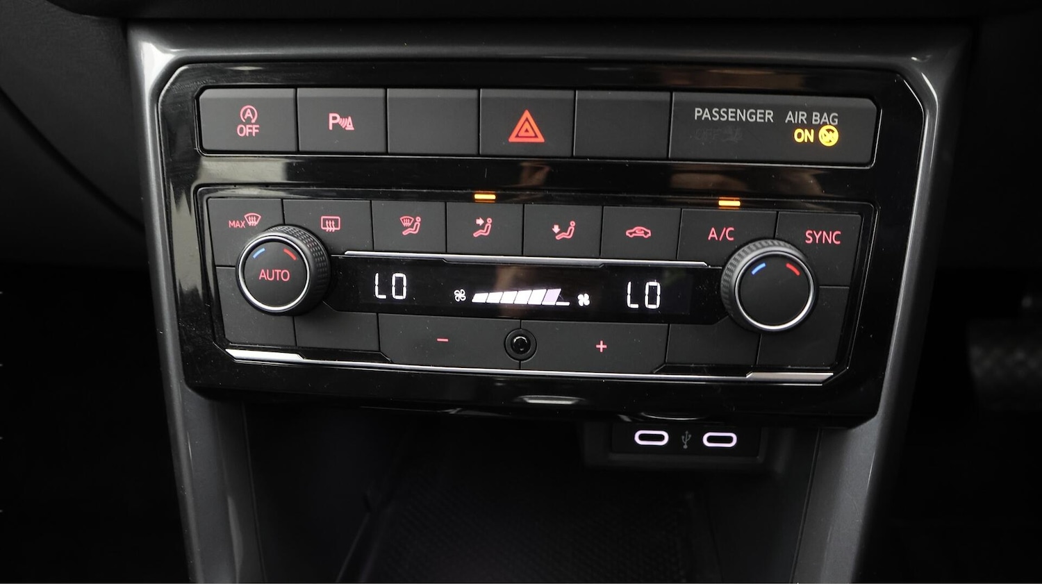 Used Volkswagen T-Cross 2020 for sale - 76702246: Photo 13