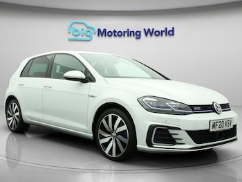 Volkswagen - Golf