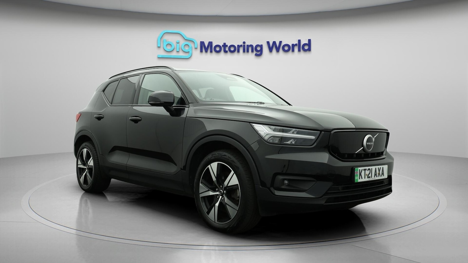 Used Volvo XC40 2021 for sale - 76094116: Photo 2