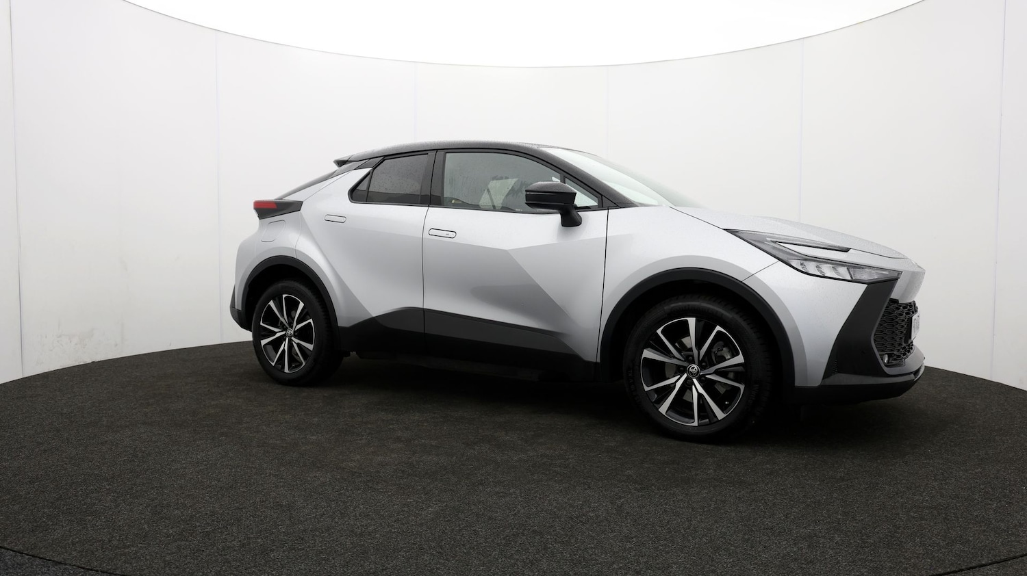 Used Toyota C-HR 2024 for sale - 76811725: Photo 40