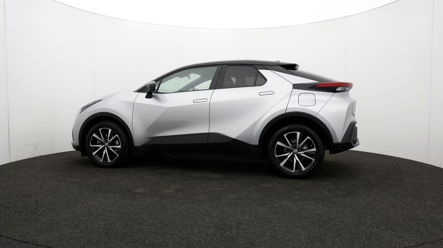 Used Toyota C-HR 2024 for sale - 76811725: Photo 66