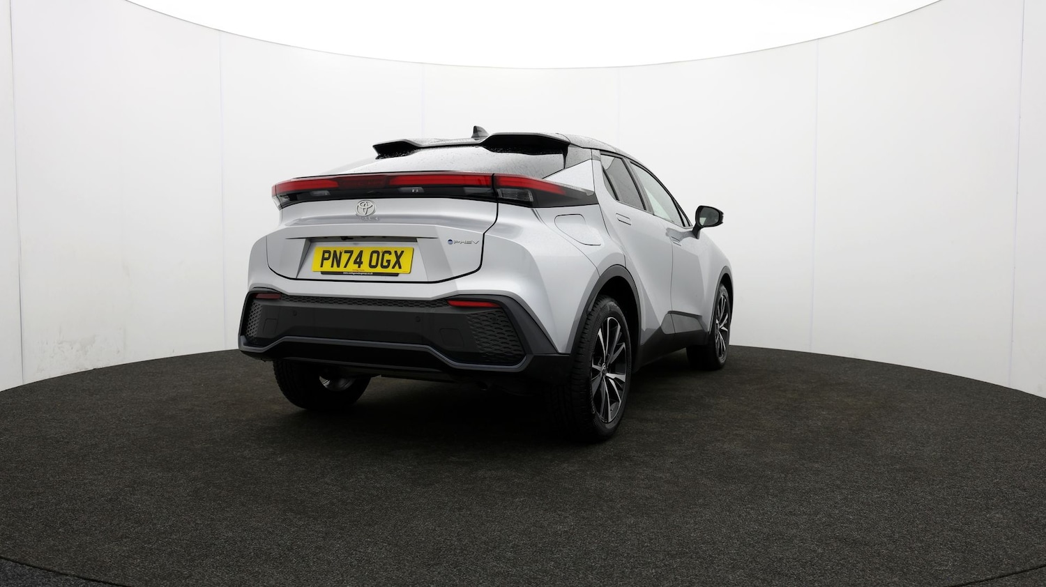 Used Toyota C-HR 2024 for sale - 76811725: Photo 76