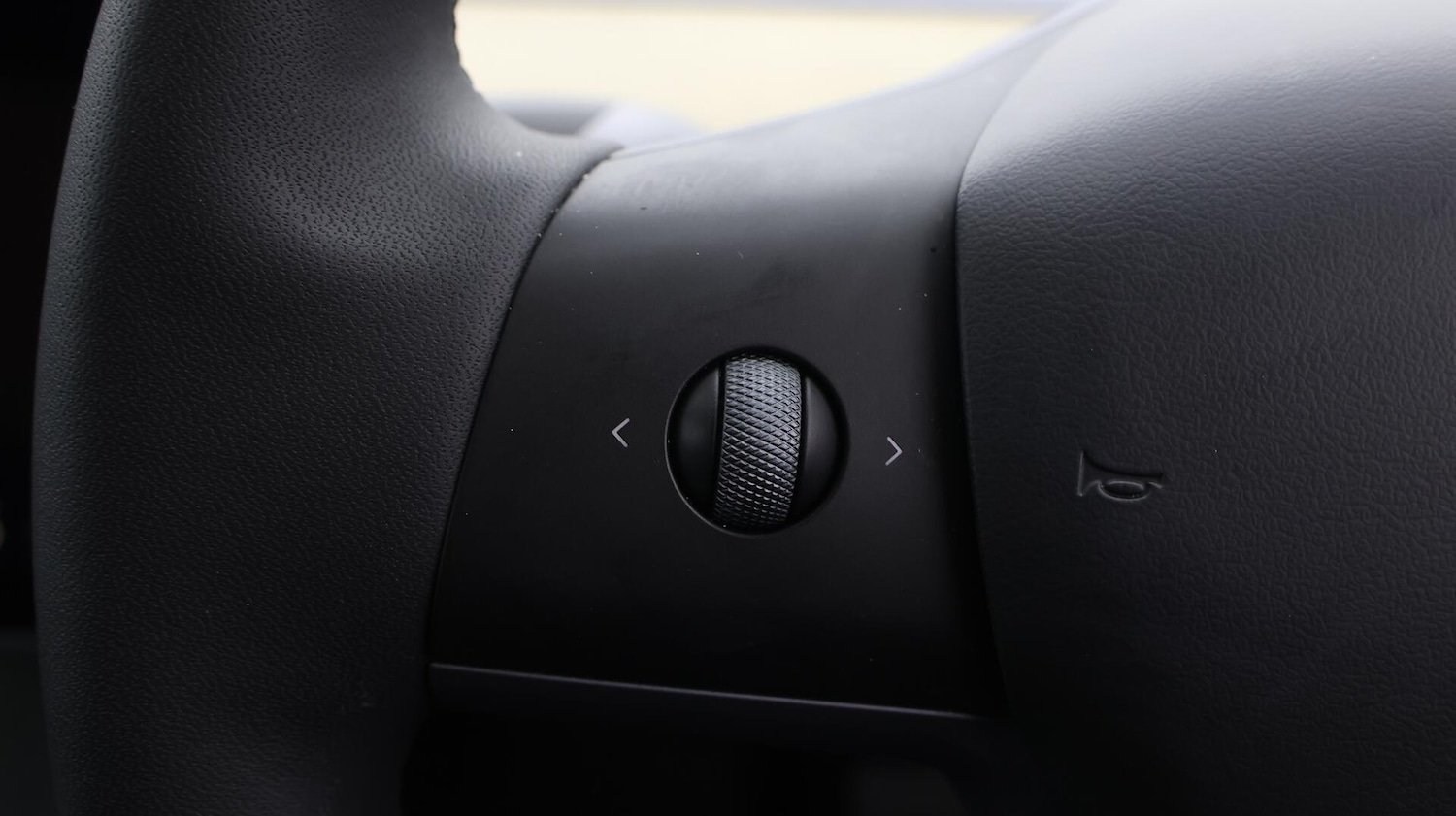 Used Tesla Model Y 2022 for sale - 76759575: Photo 23