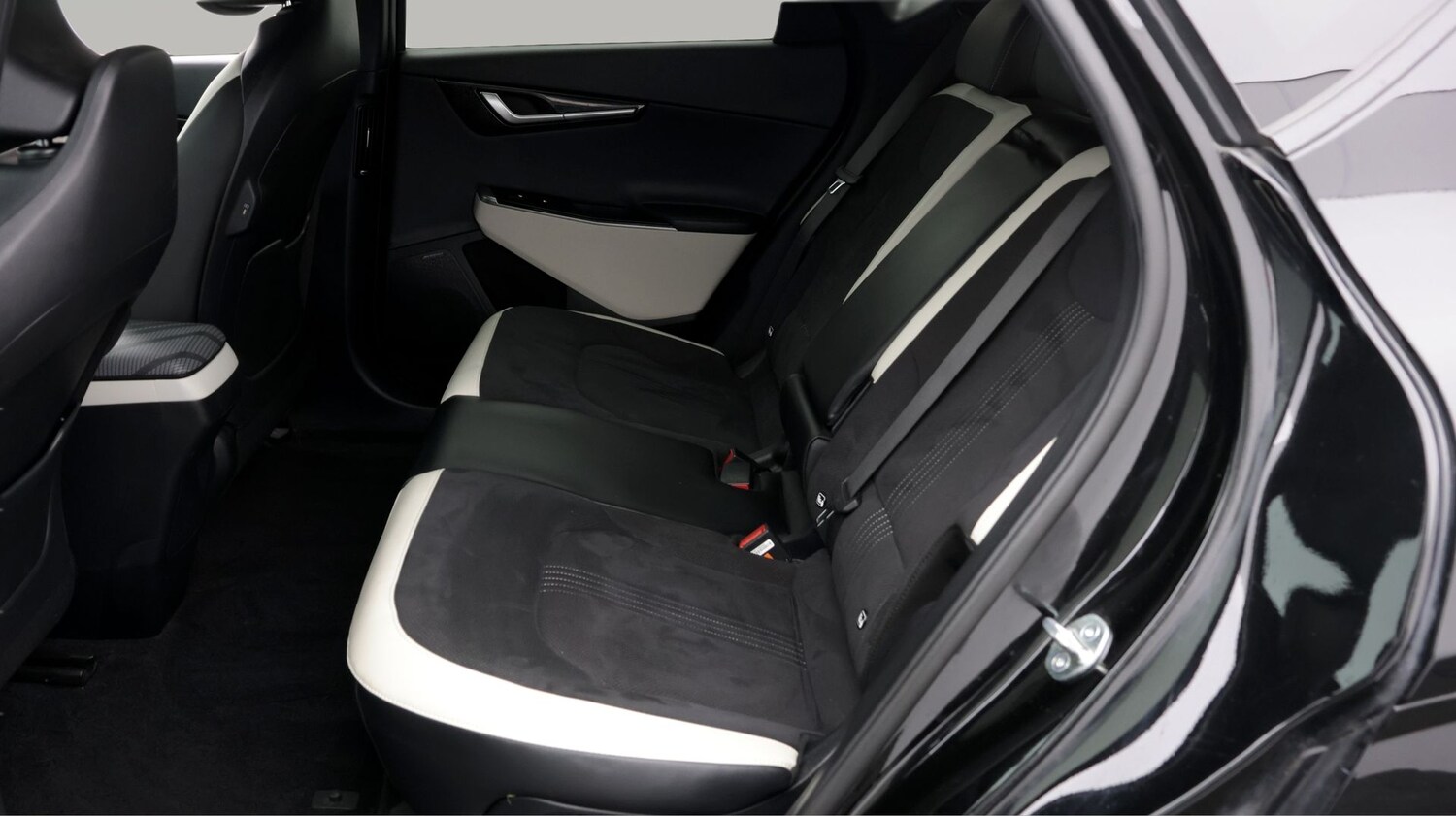 Used Kia EV6 for sale - 77891723: Photo 16