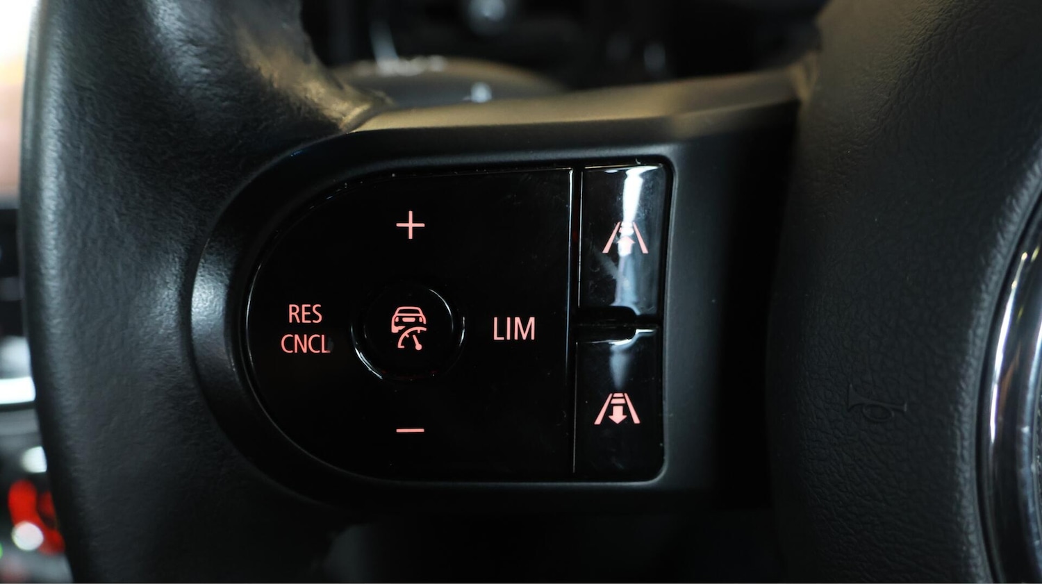 Used MINI Hatch 2021 for sale - 76380997: Photo 23