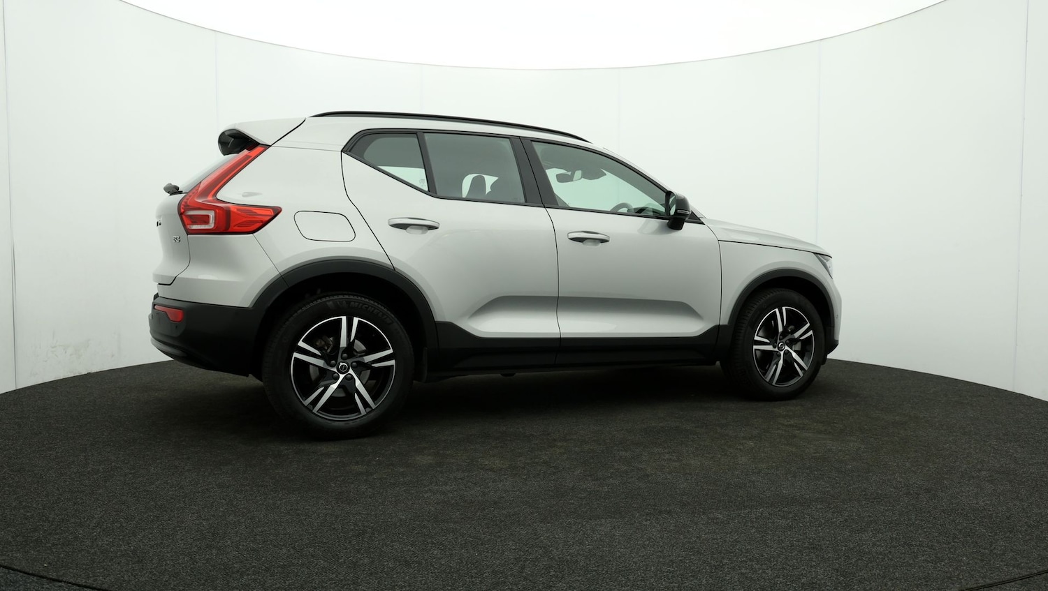 Used Volvo XC40 2023 for sale - 76809511: Photo 30