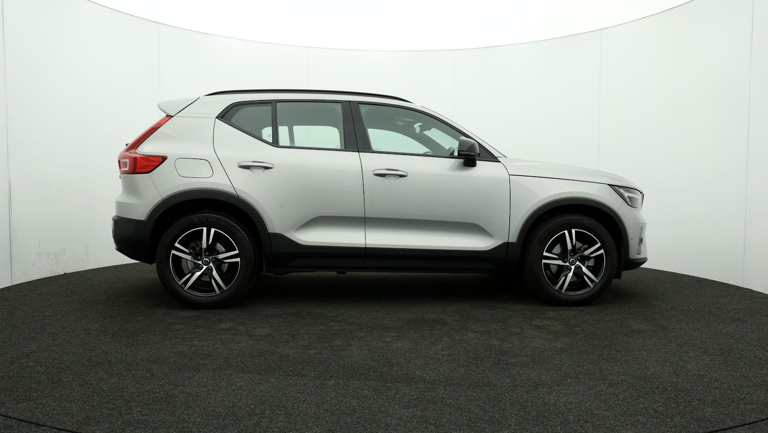 Used Volvo XC40 2023 for sale - 76809511: Photo 33
