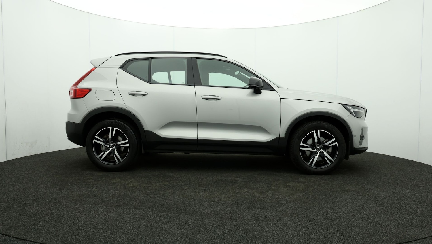 Used Volvo XC40 2023 for sale - 76809511: Photo 34